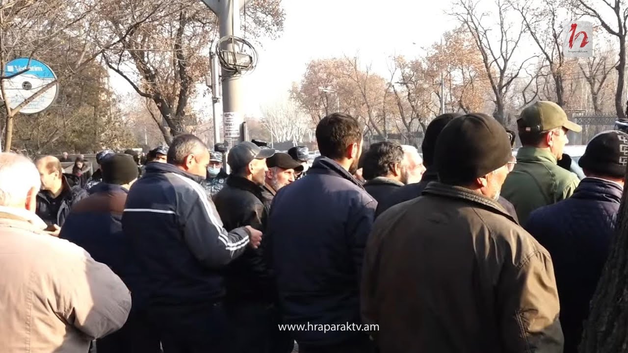 Անհետ կորածների եւ գերիների հարազատների բողոքի ակցիան ԱԺ–ի դիմաց. ուղիղ