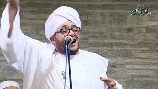 المنشد محمود الحديوي ينشد يا أم العواجز نظرة