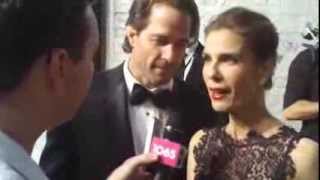 Intern Pete kisses Jennifer Hawkins!