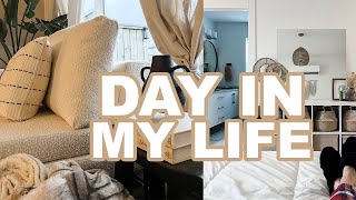 [VLOG] Bringing my NEW CHAIR FROM HOMESENSE home, decorating the house for Christmas, XMAS Shopping!