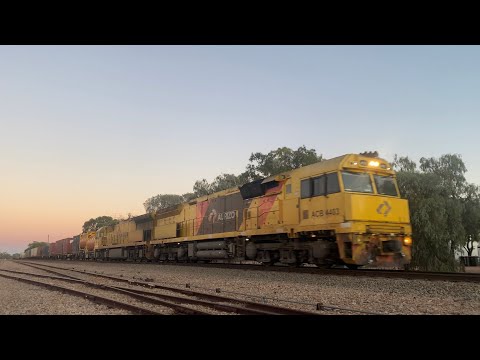 Aurizon 3PS1 freight with locomotives ACB4403 ACD6054 passing through Crystal Brook SA 19/12/2024