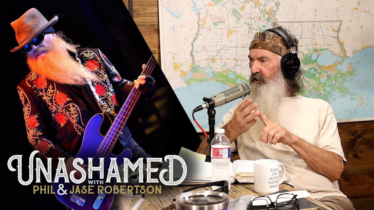 Ep 323 | Phil Prepares to Give Dusty Hill’s Eulogy & Jase Destroys the House to Kill a Fly