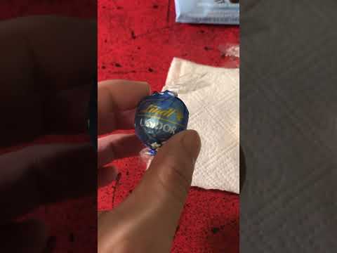 Lindt Lindor: Stracciatella #lindtchocolates #lindor #chocolate