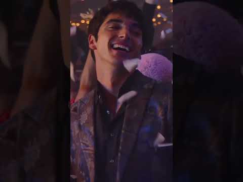 all kisses alex and henry - red, white & royal blue