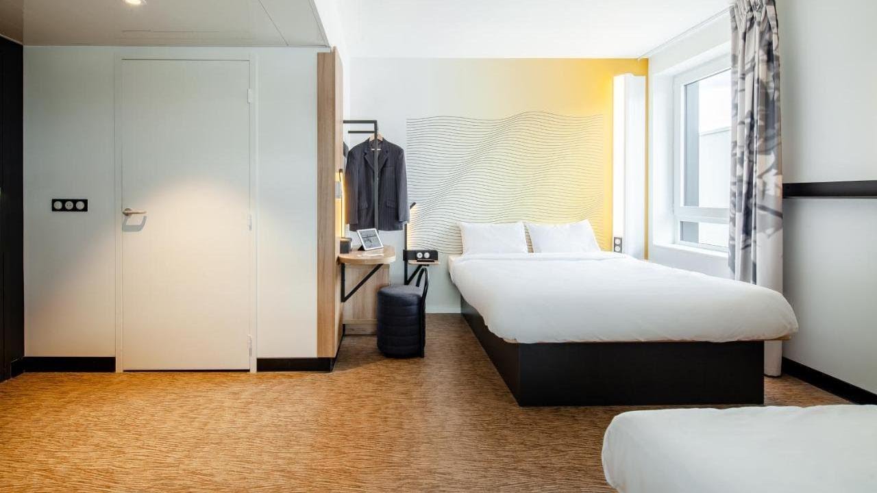 Watch video B&B Hôtel Champigny-sur-Marne, Champigny-sur-Marne, France B&B Hôtel Champigny-sur-Marne, Champigny-sur-Marne, France