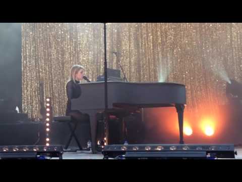 Cœur de pirate - Dernière danse (reprise Kyo), live @ Thono