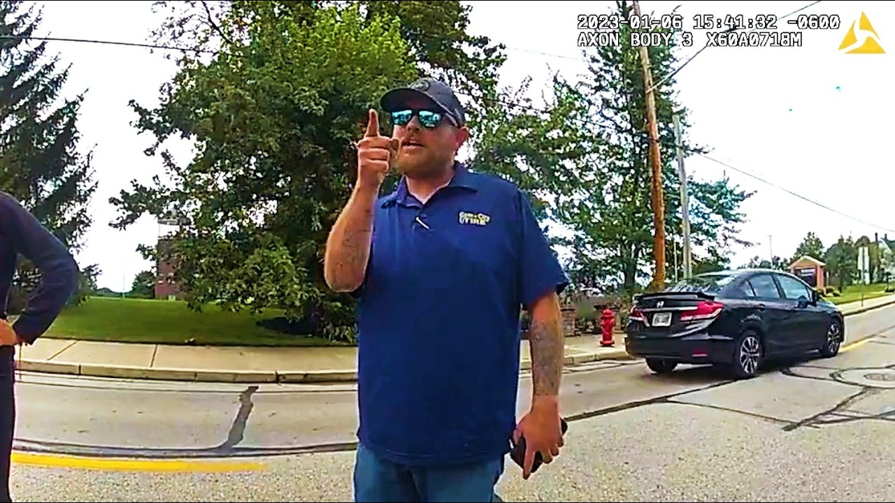 Dog Owner Fights The Entire Neighborhood