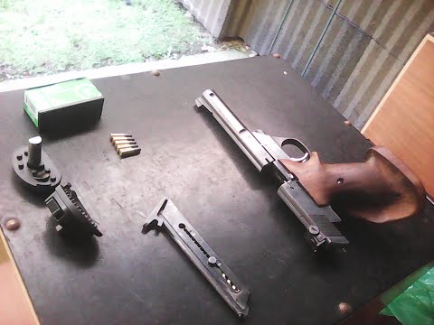 Firing the High Standard Supermatic Citation .22lr at 25m