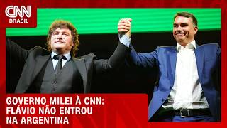 Vídeo: À CNN, governo Milei nega que Flávio tenha entrado na Argentina | BASTIDORES CNN
