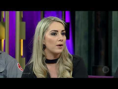 Mulher de sobrevivente da Chapecoense conta como recebeu a notícia do acidente