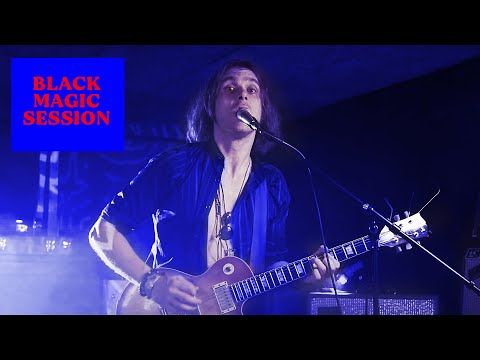 Dirty Sound Magnet - Live Alert II (Black Magic Session)