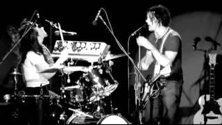 The White Stripes - Under Nova Scotian Lights - 16 Fell In Love With A Girl