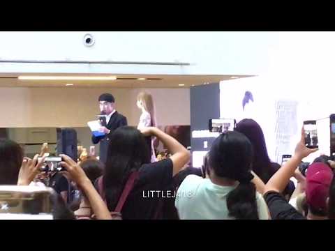 180812 BLACKPINK LISA 1st Fansign in BKK #MoonshotTHxLISA