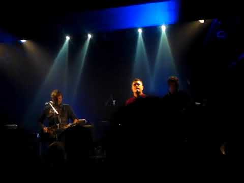 Frustration - Midlife crisis (live_nevers_café Charbon) + reprise de Crisis (UK)