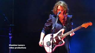 Carmen Consoli canta &quot;Sentivo l&#39;odore&quot;