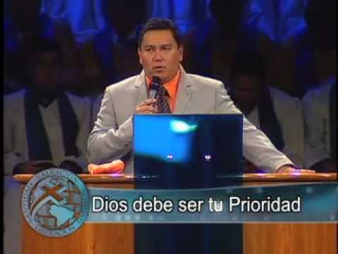 Dios debe ser tu prioridad. Pastor Javier Bertucci (Domingo 02-10-2011)