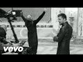 Ricky Martin - Frio (Behind The Scenes) ft. Wisin ...
