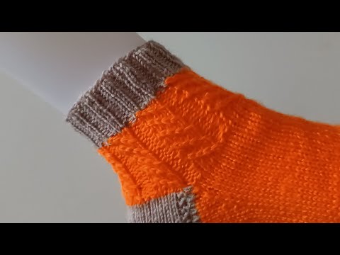Knitting socks - Part 1: Cuffs and patterns (Pattern #1)