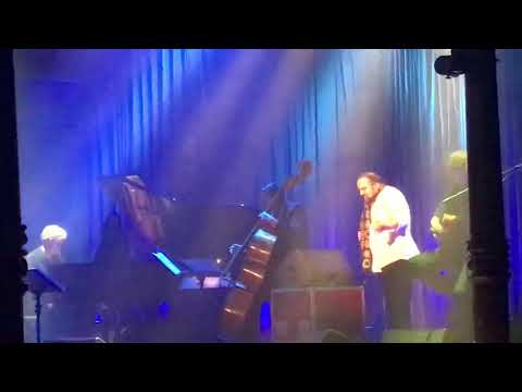 Gustav Peter Wöhler Band-Mother“s Little Helper