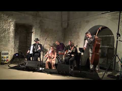 Sonia Winterstein Quintet : Pasch Tute - Bei Dir War Es Immer So Schon