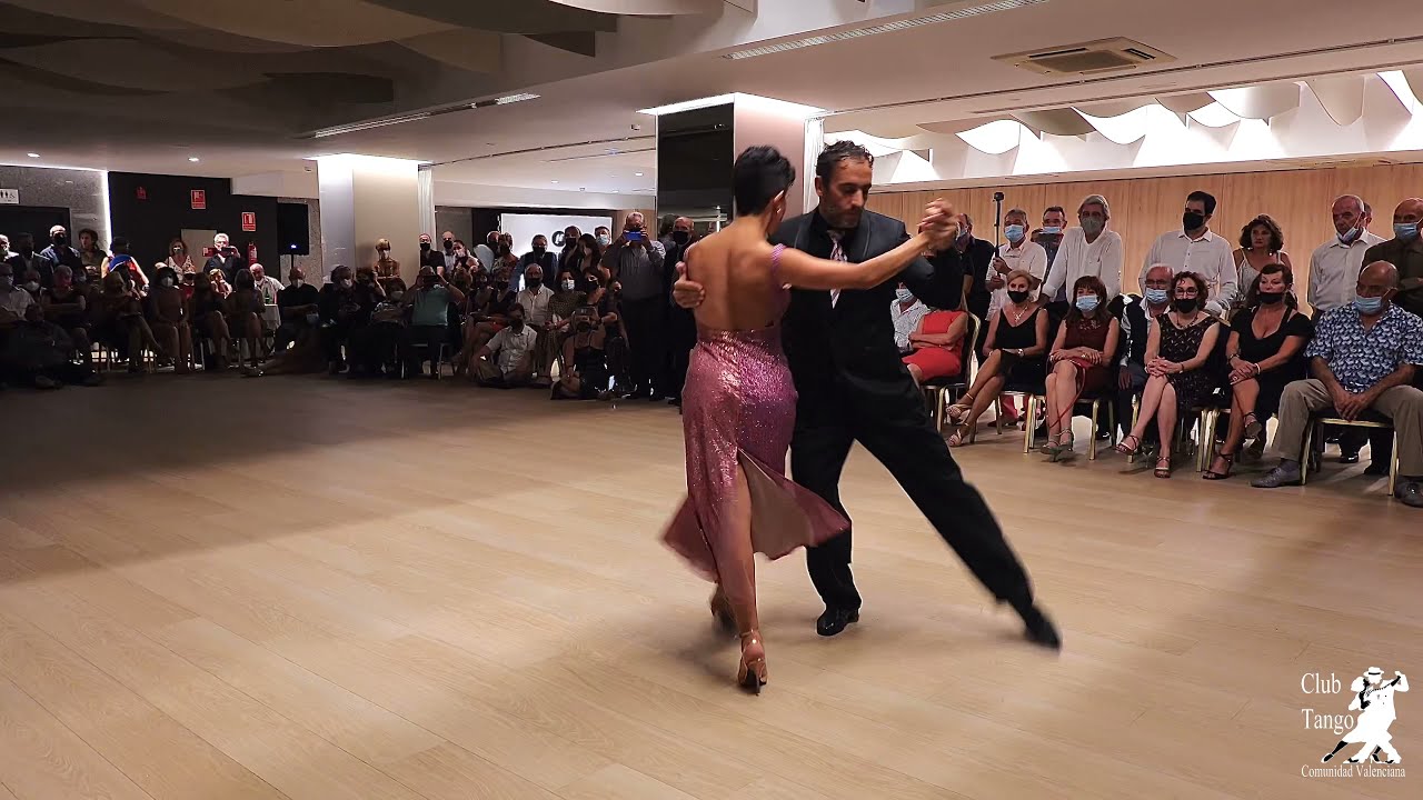 MAXIMILIANO CRISTIANI Y LUCIA CONDE DE BEN