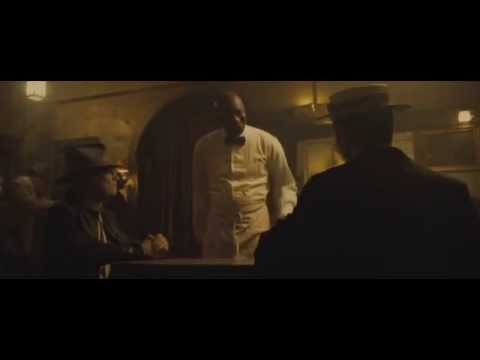 Benjamin Button and his father drink Sazeracs in New Orleans