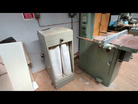 WADKIN BURSGREEN 3 PHASE BANDSAW & DUST EXTRACTOR - Image 2