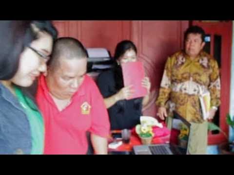 Lawak Batak OK Punya  - Tukang Bakso (Official Comedy Video)