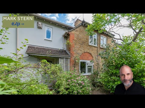 Blackwell Road, Kings Langley  4 Bedroom 3 Reception Semi Detached Family Home FOR SALE