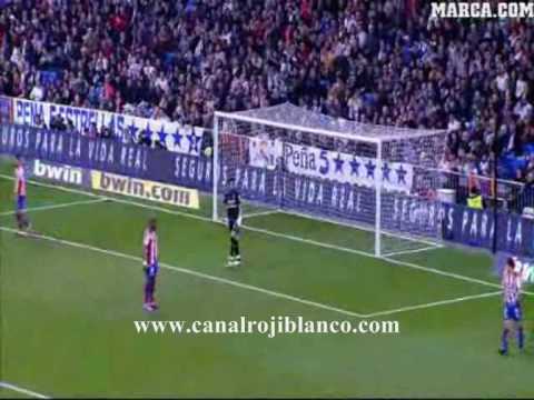 Real Madrid CF 3-1 Real Sporting de Gijón 2009 - 2010
