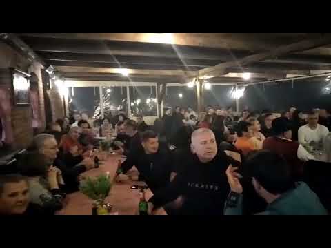 Danica i Ivona - Božićna pjesma (Official live Video)