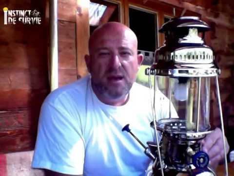 Pakabinamos grotelės - Petromax video