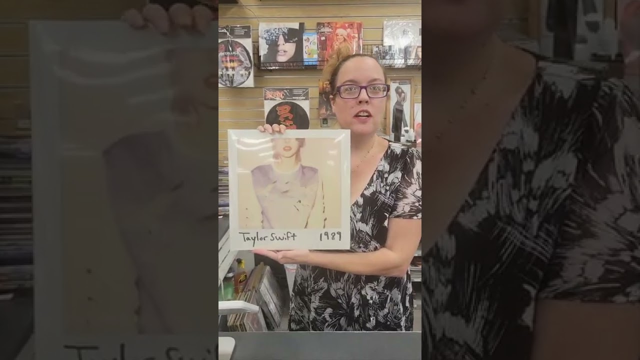 Taylor Swift - 1989 Vinyl Record is a must have in any Collection - Swiftie