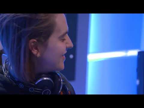 SC2 Trust vs Scarlett - P vs Z - Starcraft 2 - LB Ro4 B2 IEM Katowice 2018