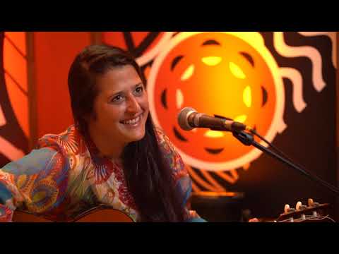 KKM Sezon 6 - Online Akoustik Sessions #5 - Performance - Zoë Rozar