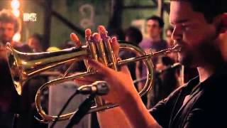 Mallu Magalhães (A outra - Los Hermanos)