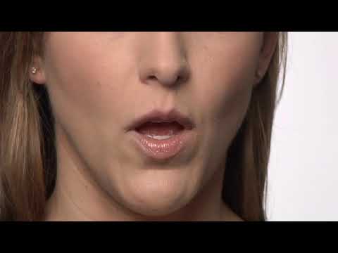 Short oo /ʊ/ Close Up of American English Vowel Speech Sound Pronunciation