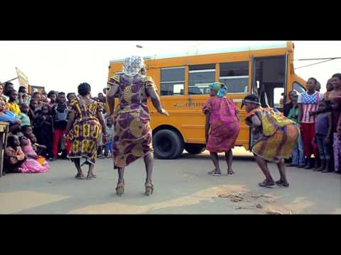 Ramses & Salvador - La Danse de la Maman - clip officiel
