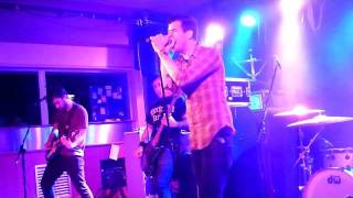 Defeater : The Bite And Sting + Blessed Burden @ Club Academy, Manchester 06/12/11