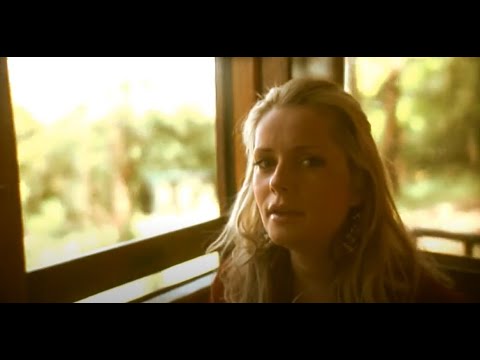 Marta Pacek | Cafe' Sunshine | Video Clip |