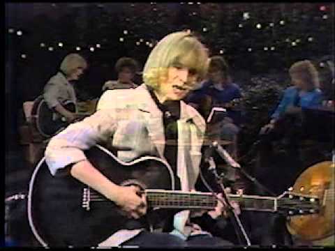 Gail Davies - Grandma's Song Live 1986