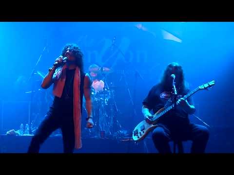 Steve Priest's Sweet (Band) Fox On The Run Live