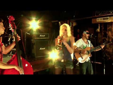 Palomazo Pata Negra Rumbo al VL13- Jenny and the Mexicats