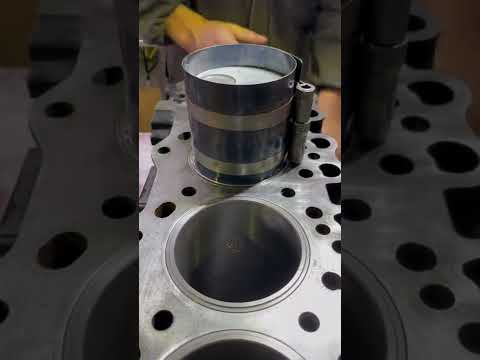 piston ring compressor tools use the engine