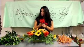preview picture of video 'Fall Flower Arrangements | Flower Delivery in Goodyear AZ | Florists Goodyear'