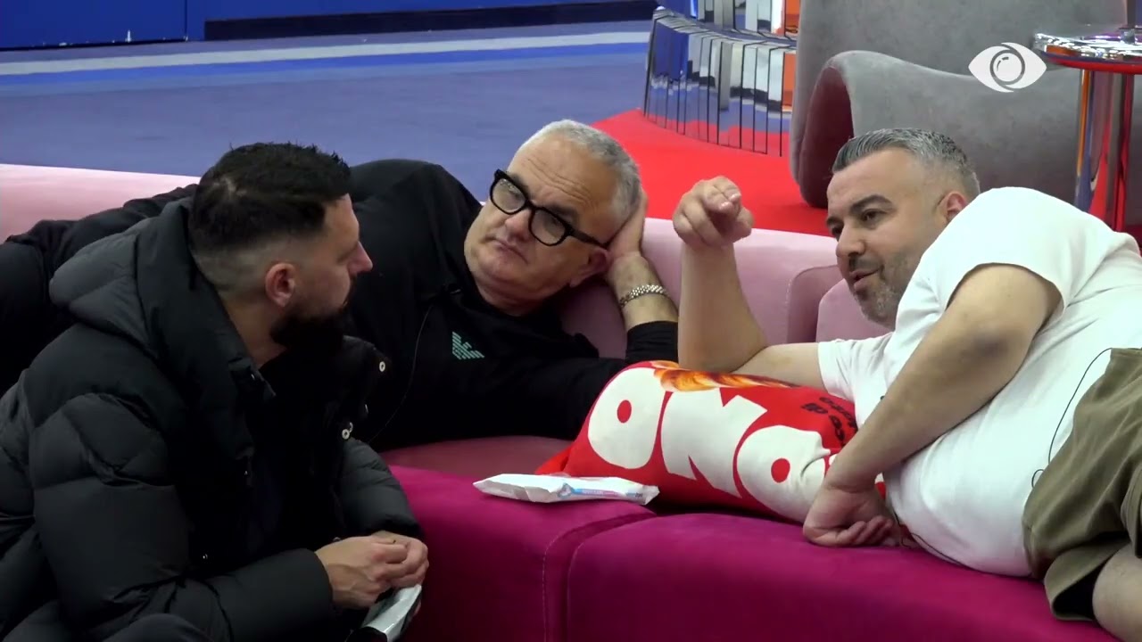 Ai ra në sy, idiot…/ Miri-Rogertit dhe Artanit për ndërrimin që bëri Stenaldo në dhomën e rrëfimit