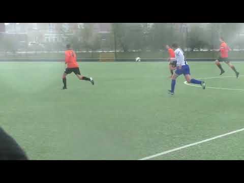 9 april 2022 VV De Meern 2 - Elinkwijk 2 com 5-2 April doet wat hij wil