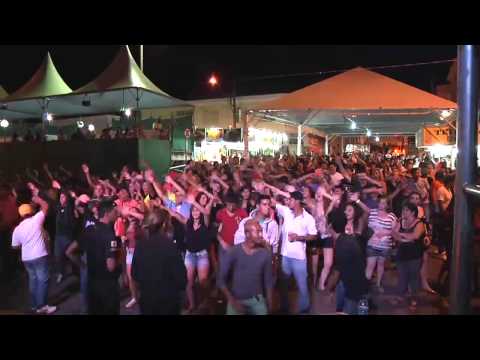 Carnaval em Ouro Fino "Carna Copa" 2014 - Apresentação de bandas na Guarda Mor Lustosa