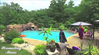 MURS - Superhero Pool Party