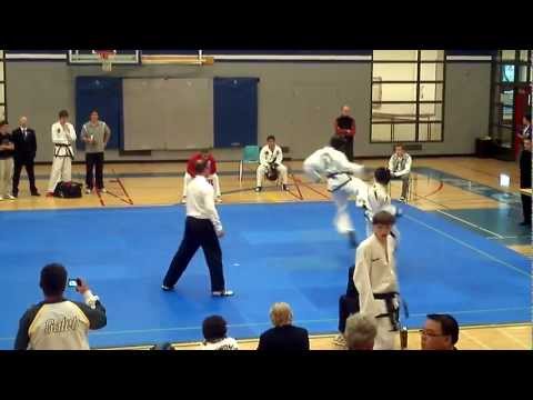 Men Sparring - Puerto Rico vs Canada round 1 - 2012 General Choi Memeorial Cup ITF Taekwon-Do